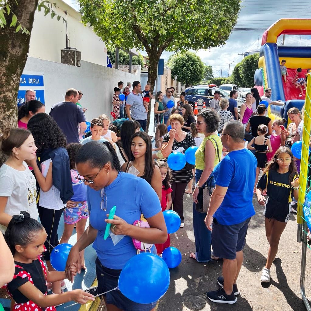Colégio Objetivo de Santa Fé completa 25 anos