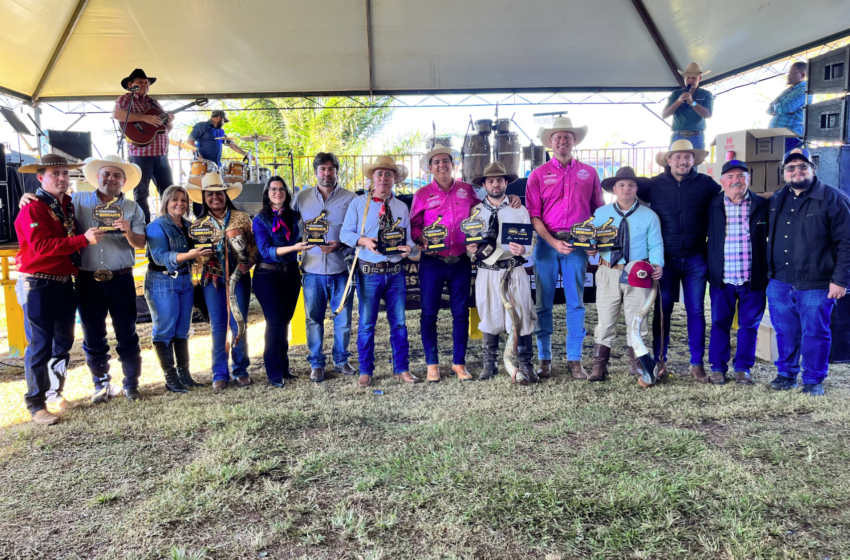  1º Concurso de berrante é um dos destaques da 3º Cavalgada da Estância