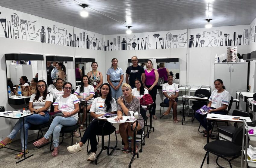  Empreendedorismo: Fundo Social promove palestra com representantes do Sebrae e Banco do Povo em Santa Fé do Sul