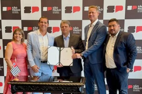 Presentes no Palácio dos Bandeirantes, na capital paulista, Mura e Benitez assinam convênio de R$ 500 mil para infraestrutura urbana de Santa Fé do Sul