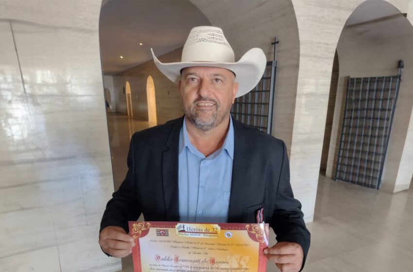  Valdir Semensati, vereador de Palmeira D’Oeste, recebe Medalha Heróis de 32