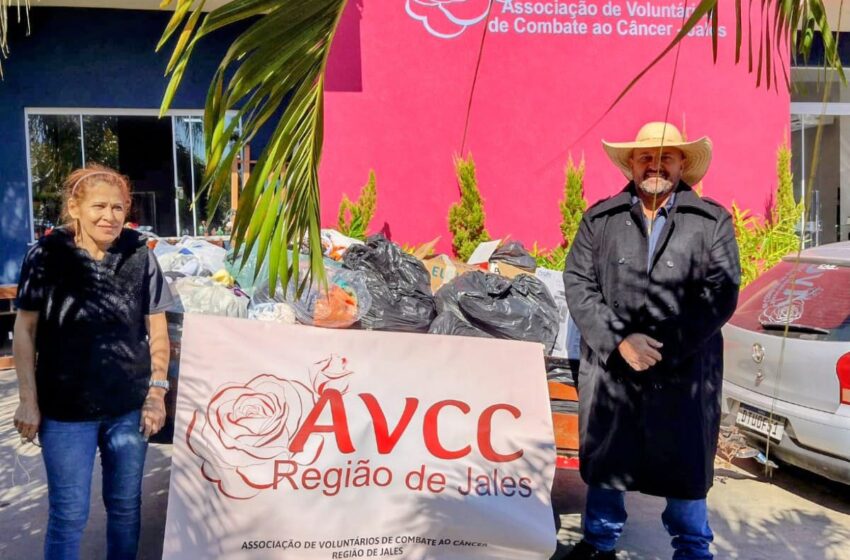  Valdir Semensati, vereador de Palmeira D’Oeste, realiza doações na AVCC Jales