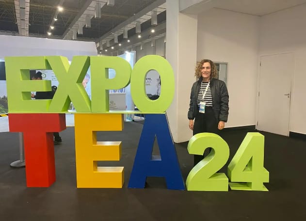  Coordenadora da Educação Especial de Santa Fé do Sul participa do ExpoTEA em SP