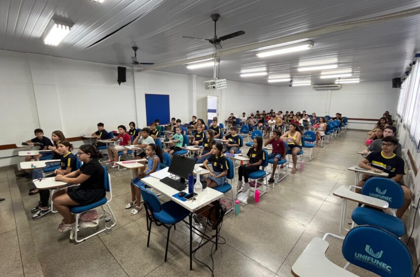  Setenta alunos da rede municipal de Santa Fé participam de processo seletivo para aulas preparatórias da Olimpíadas de Matemática
