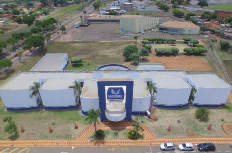 Centro Universitário de Santa Fé do Sul (UNIFUNEC) comemora 49 anos com crescimento no número de alunos e compromisso social