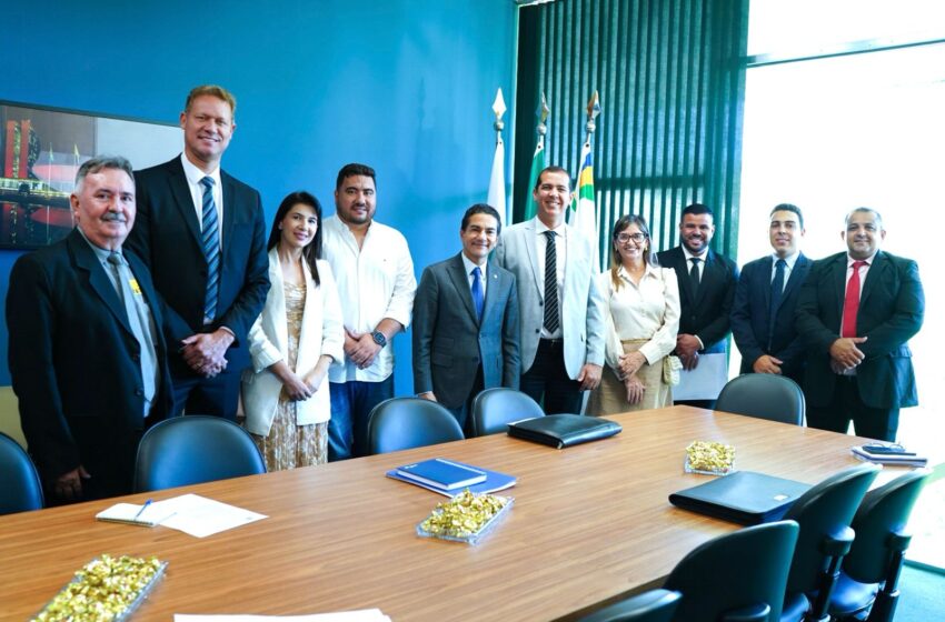  Com agenda em Brasília, Mura e Benitez visitam o gabinete do deputado Marcos Pereira
