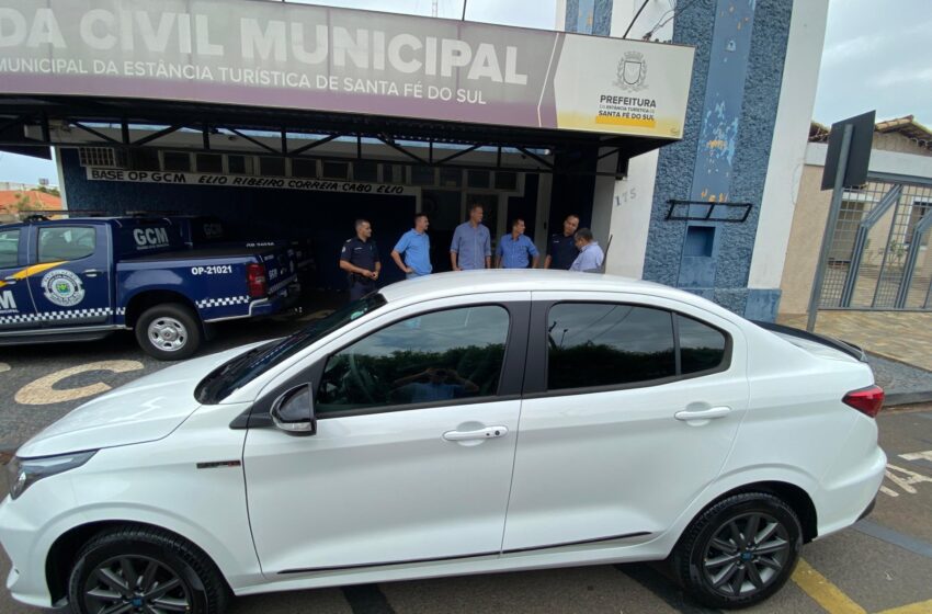  Guarda Municipal de Santa Fé do Sul recebe reforço para ronda escolar com veículo zero km através de Convênio Federal