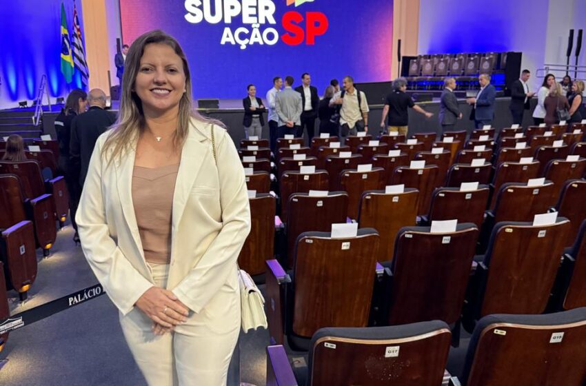  Primeira-dama de Santa Fé integra evento político do Governo de SP voltado à superação da pobreza
