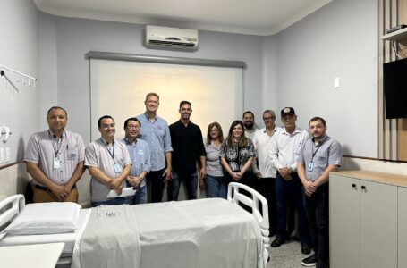 Santa Casa entrega quarto revitalizado com apoio de empresários de Santa Fé do Sul