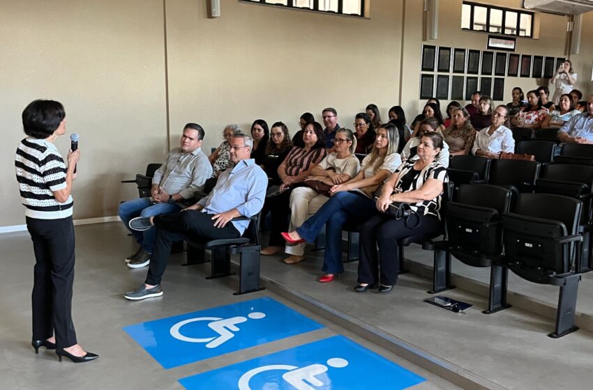  Tecnologia e Educação: Santa Fé do Sul apresenta modelo de sucesso utilizado na Rede Municipal de Educação em encontro regional da CONGRAPAR