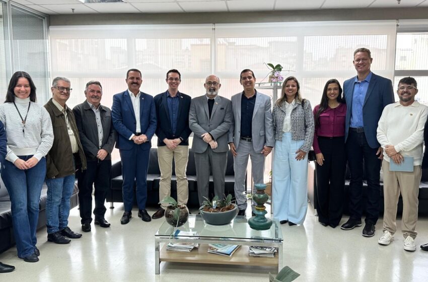  Santa Fé do Sul reivindica melhorias na Etec em audiência com representantes do Centro Paula Souza