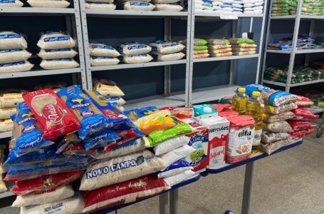 Alimentos arrecadados na Copa Santa Fé de Futsal são doados ao projeto social Mercado Solidário
