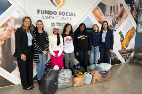 Alunos da Etec arrecadam roupas e fazem doação ao Fundo Social na Campanha Inverno Solidário