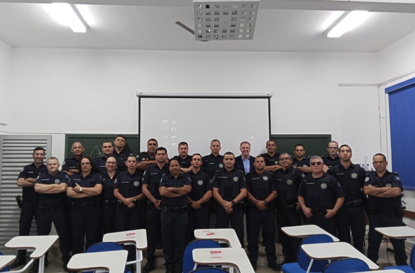  Agentes da GCM de Santa Fé do Sul participam de capacitação em parceria com o UNIFUNEC
