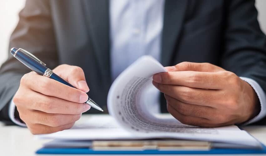  Prefeito Evandro Mura sanciona lei que garante aos advogados o direito de autenticar documentos em processos administrativos municipais