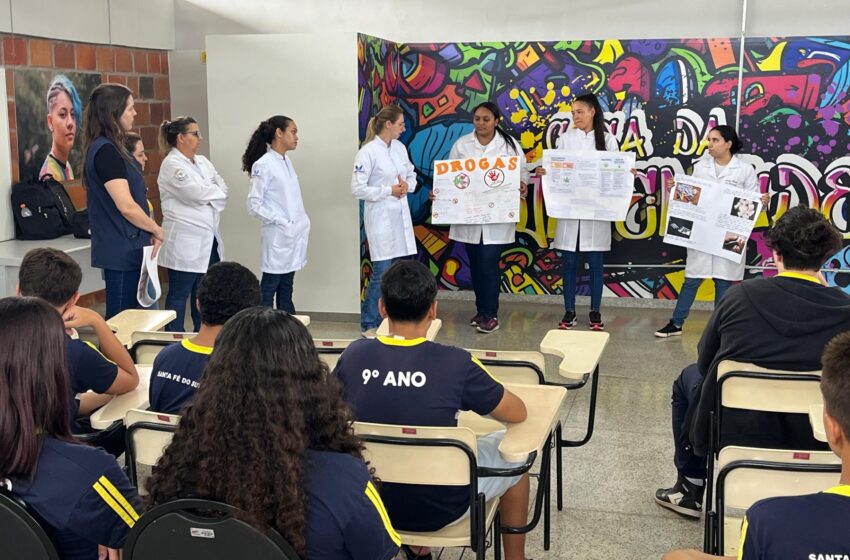  Estudantes do 9º ano participam de palestra em Santa Fé do Sul sobre prevenção às drogas