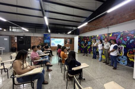 Curso de Paleontologia e Paleoarte “Entre Rugidos e Rabiscos” tem início na Casa da Juventude