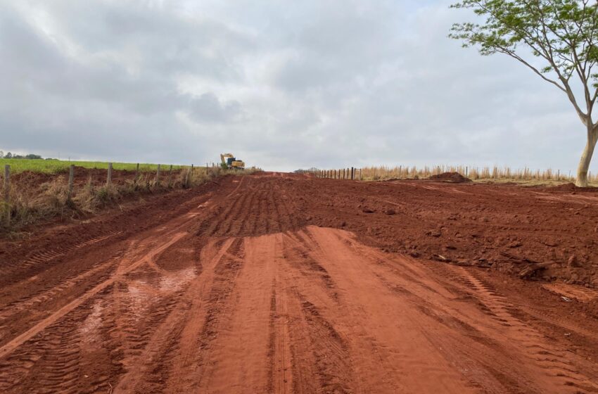  Fase 2 do Melhor Caminho acelera recuperação das estradas rurais em Santa Fé do Sul