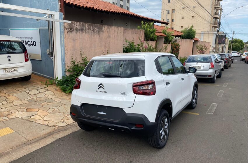  Assistência Social fortalece atendimento à população com aquisição de veículo zero km para o CREAS