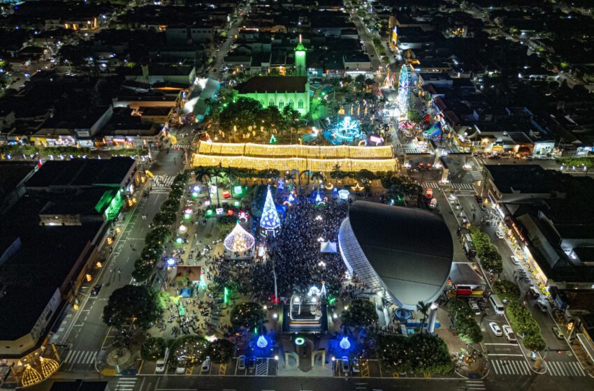  Sonho de Natal 2025 ilumina Santa Fé do Sul na celebração dos 20 anos do evento