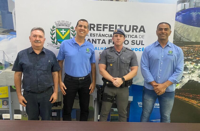  Governo Municipal recebe o novo comandante da 4ª Companhia da PM em Santa Fé, Capitão Alexandre Pires