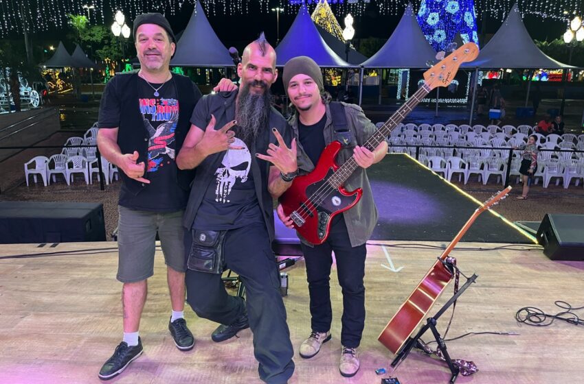  Palco Hebe Camargo recebe Show Jukebox do Trio Power no Sonho de Natal