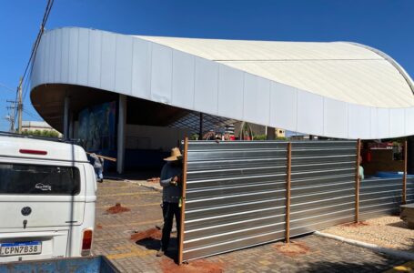 Prefeitura de Santa Fé do Sul inicia obras de reforma do Palco da Praça Salles Filho