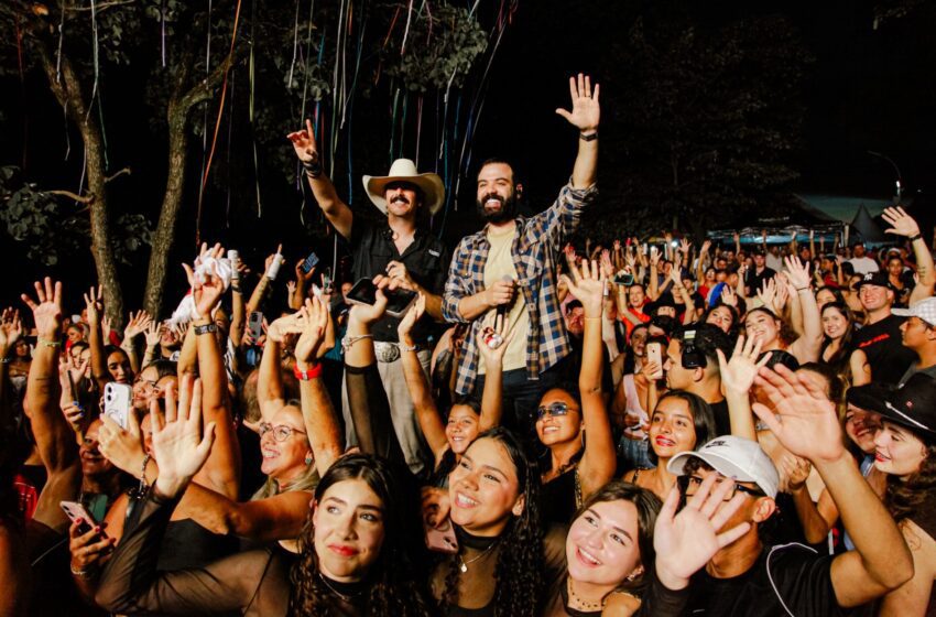  Grande público marca o 1º Festival de Verão Águas Claras em Santa Fé do Sul