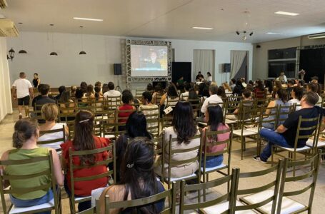 Santa Fé reúne 250 pessoas e lança programa para impulsionar negócios