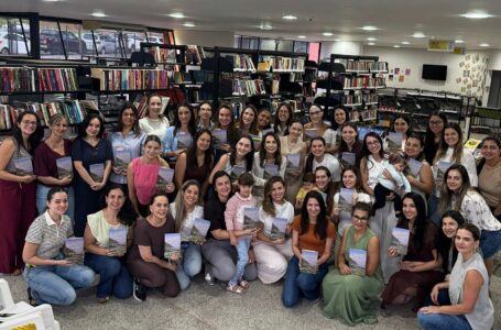 Clube do Livro promove manhã de reflexão e conexão em Santa Fé do Sul